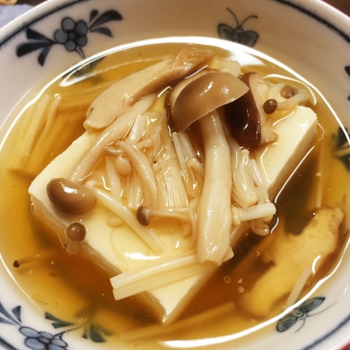 電子レンジでok 豆腐のきのこあんかけ レシピ 作り方 By たかまさ 楽天レシピ